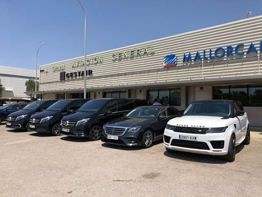 BeringCars Mallorca - Alquiler de coches de lujo - Luxury car rental - Servicio de Transfer ViP