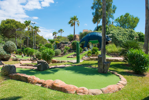 Dino Minigolf