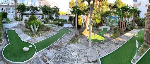 Mini Golf Tropico 18