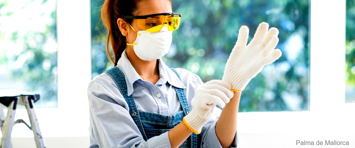 ¿Cuáles son las tareas del personal de limpieza en una empresa?