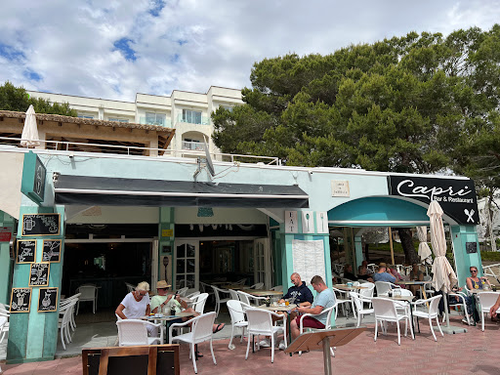 Capri Bar & Restaurant